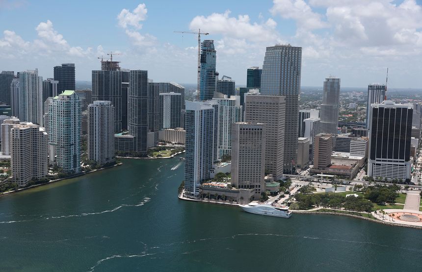Miami se hace cargo del modelo socialista
